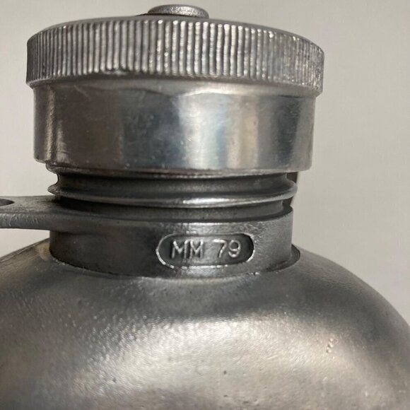 Vintage German MM79 Metal Canteen Military Army - Picture 7 of 9